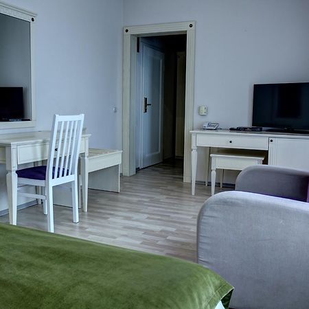 Hotel Gorenje 普里什蒂纳 外观 照片